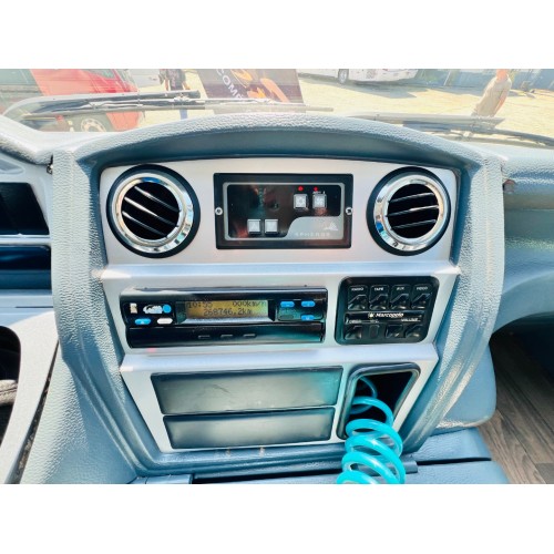 Volare V8L com ar condicionado