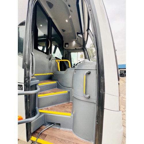 10 unid. Neobus M.Benz OF-1721 ar condicionado 10 unid. Neobus M.Benz OF-1721 ar condicionado