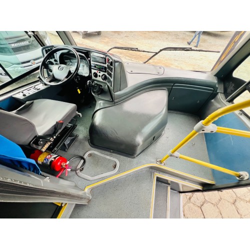 2 unid. Marcopolo Senior LO-916 SEM Ar Condicionado