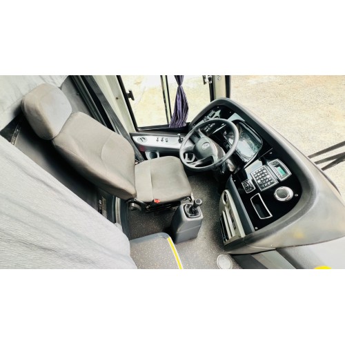 G7 1200 O500RSD 46 lug ar condicionado G7 1200 O500RSD 46 lug ar condicionado