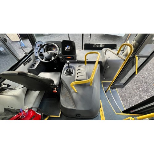 4 unid. Caio Apache Vip M.Benz OF-1519 ar condicionado