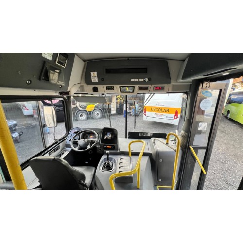 4 unid. Caio Apache Vip M.Benz OF-1519 ar condicionado