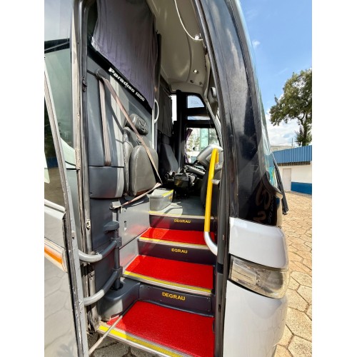 7 unid. G7 1200 Scania K-340 42 lug c/ encosto pernas