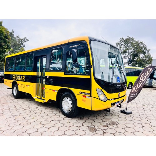Caminho da Escola Marcopolo Iveco 