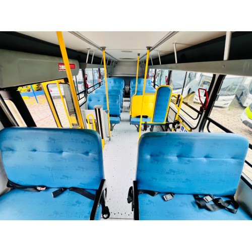 Caminho da Escola Marcopolo Iveco 