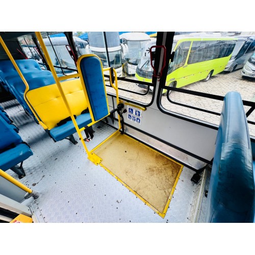 Caminho da Escola Marcopolo Iveco 