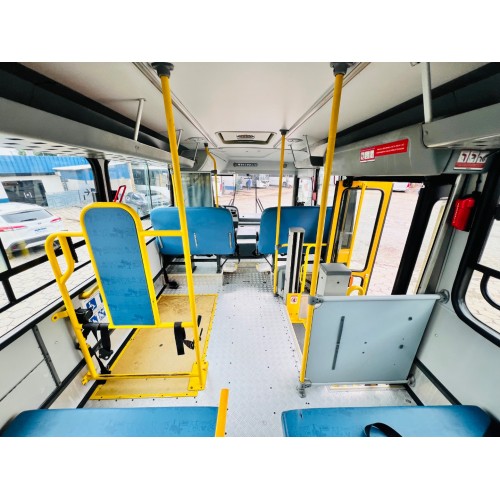 Caminho da Escola Marcopolo Iveco 