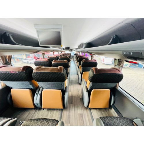 1 New G7 DD1800 Volvo B420R 6x2 LEITO