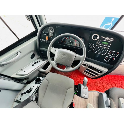 1 New G7 DD1800 Volvo B450R 8x2