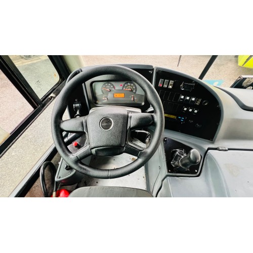 3 unid Neobus Volvo B270F